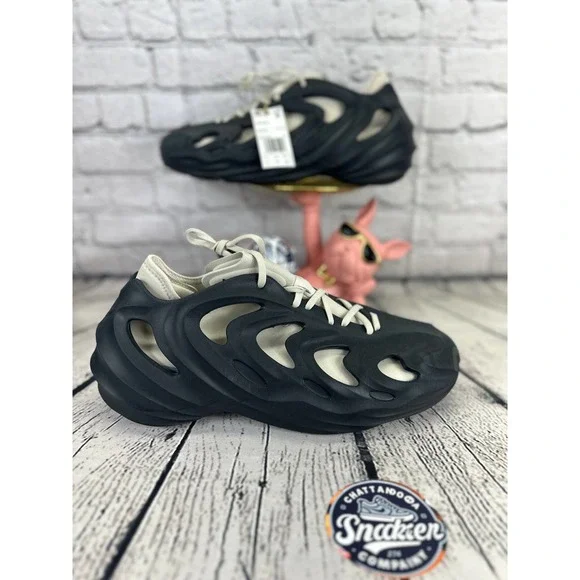 adidas gazelle silver green womens Adidas Men's Adifom Q Shoes main image 1